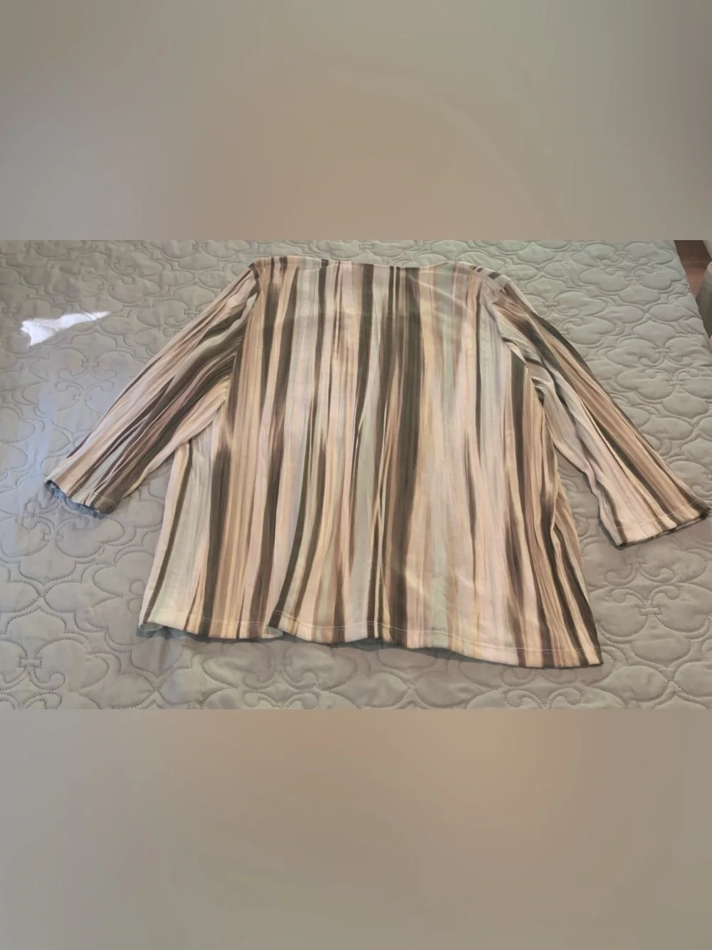 Chico's Abstract Watercolor Striped Blouse Top 3 / XL 3/4 Sleeve Cozy Knit - Picture 6 of 12